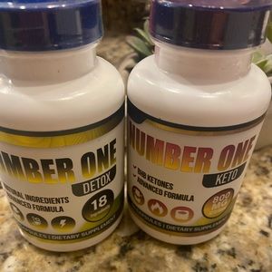 Number One Keto and Detox set new never been opened. It was on auto delivered